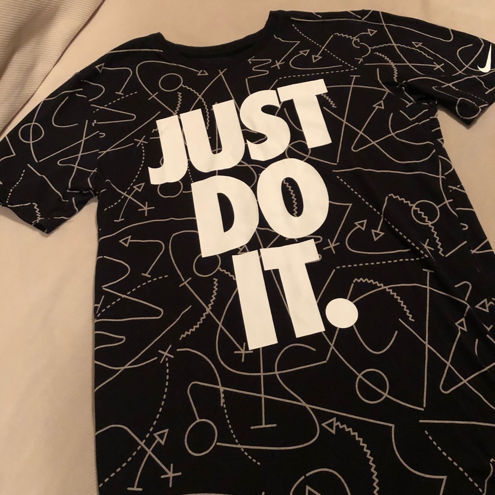 Nike t-shirt